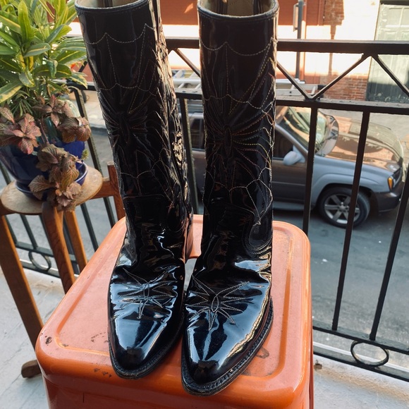 Black Western Boots with Silver Web Design - Picture 2 of 7